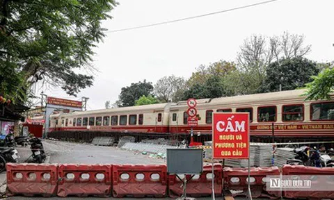 Hà Nội: Rào chắn tu sửa cầu Long Biên