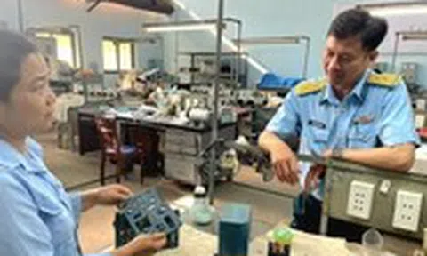 Nhà máy sửa tiêm kích hiện đại Việt Nam - Kỳ 5: Hành trình tự chủ bắt đầu từ ốc vít