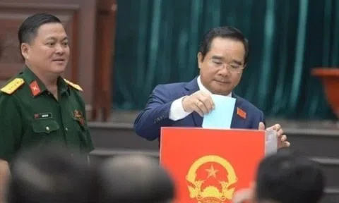 TP.HCM bầu 7 Phó chủ tịch UBND thành phố