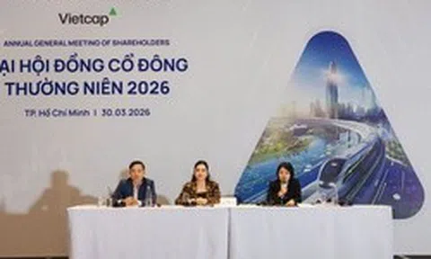 Chủ tịch Vietcap Nguyễn Thanh Phượng nêu giải pháp giảm áp lực cho ngành ngân hàng