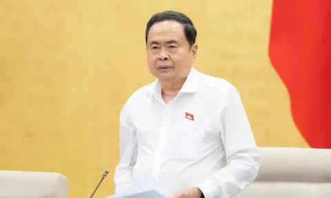 Cho ý kiến về công tác nhân sự trình Quốc hội tại Kỳ họp thứ Nhất