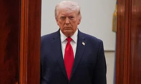 Thế giới mong eo biển Hormuz mở cửa trở lại, Mỹ và Iran tiếp tục đe dọa lẫn nhau