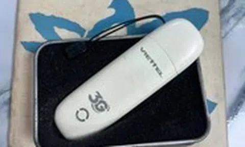 Những kỷ vật thân thương còn lại - Kỳ 5: Cái USB 3G và bài học bố trao cho tôi