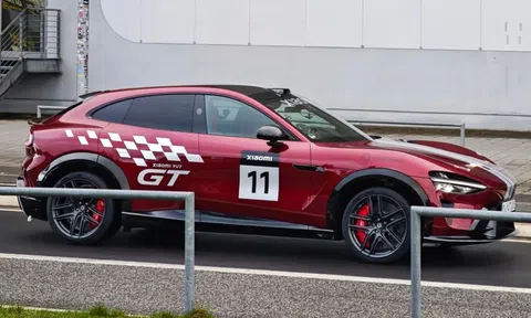 Siêu xe điện Xiaomi YU7 GT hơn 1.000 mã lực lộ diện