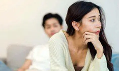 Càng lớn tuổi, càng có địa vị trong xã hội vợ chồng càng khó chia sẻ, nói chuyện với nhau?