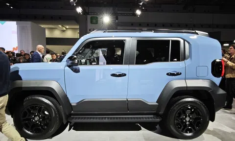 Hơn 800 xe Toyota Land Cruiser FJ được mua dù khách chưa nhìn xe thật