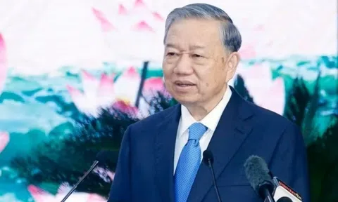 Trung ương chấn chỉnh phát ngôn, cảm xúc cán bộ