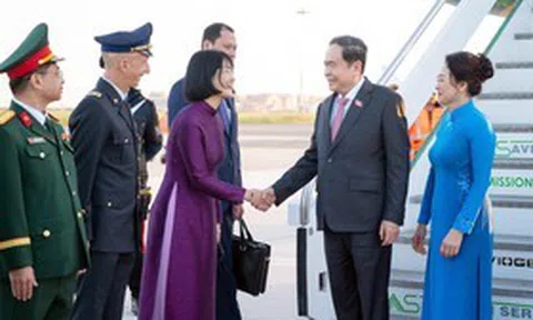 Chủ tịch Quốc hội Trần Thanh Mẫn tới Rome, bắt đầu thăm chính thức Italy