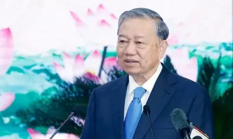 Ban hành Quy định về công tác chính trị, tư tưởng trong Đảng