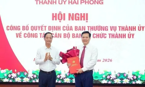 Công bố quyết định của Hải Phòng về công tác cán bộ