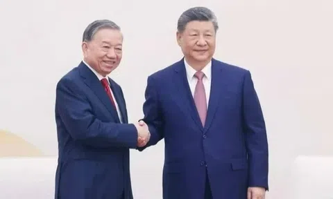 Tổng Bí thư, Chủ tịch nước và Tổng Bí thư Trung Quốc gặp thanh niên