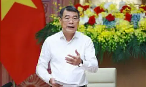 Thủ tướng Lê Minh Hưng: Định kỳ công khai tiến độ công việc của các bộ, ngành