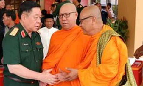 Đại tướng Nguyễn Trọng Nghĩa gặp mặt trưởng khu, trưởng ấp vùng Nam Bộ