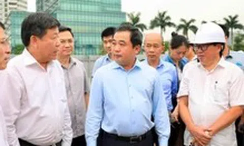 Bí thư Hà Nội Trần Đức Thắng: 'Xử lý nghiêm vi phạm dọc kênh La Khê, không nể nang, tránh nhờn luật'