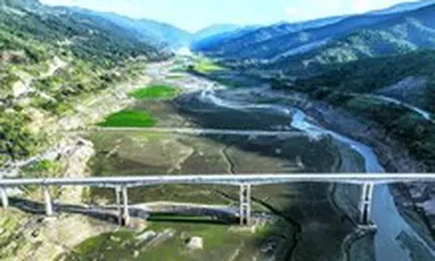 Cảnh báo giữa năm nay El Nino rất mạnh, nguy cơ hạn hán diện rộng