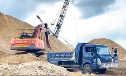 Giá vật liệu xây dựng “leo thang”, áp lực lan từ dân dụng đến đầu tư công