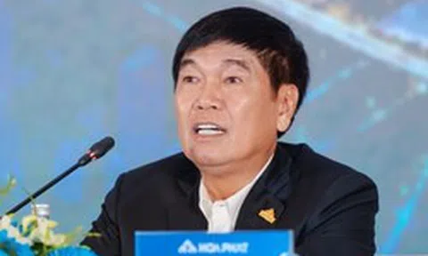 Lo Hòa Phát "bán ế" thép ray, bị thép Trung Quốc cạnh tranh, Chủ tịch Trần Đình Long nói gì?