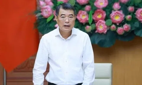 Bộ và ngành công thương chịu trách nhiệm, không để thiếu điện và xăng