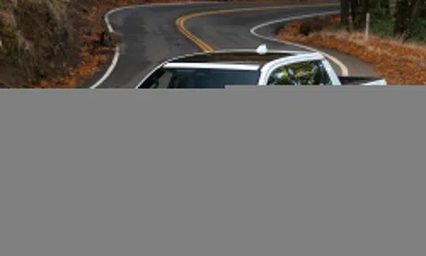 GM hoãn vô thời hạn hàng loạt dự án xe điện mới