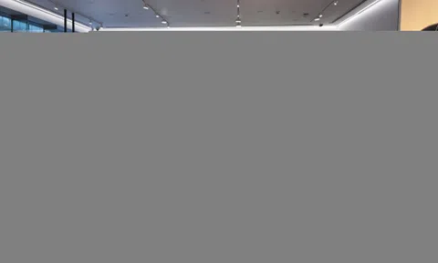 Xe điện Tesla Model Y L bản 6 chỗ 'chào sân' thị trường Ấn Độ