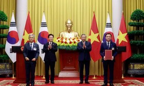 Việt - Hàn ký kết loạt văn kiện hợp tác quan trọng