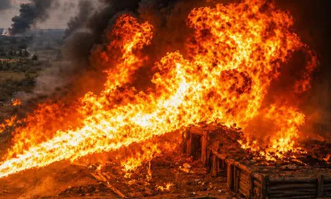 Đòn hỏa lực dữ dội: Súng phun lửa Nga thiêu đốt phòng tuyến Ukraine tại Sumy