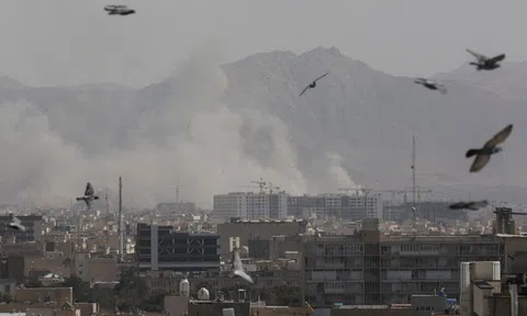 Internet Iran chỉ còn 1% lưu lượng