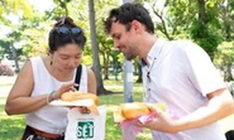 Ổ bánh mì đi ra thế giới