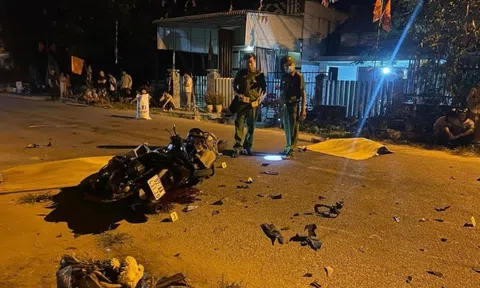 Va chạm xe máy trong đêm, hai người tử vong tại chỗ