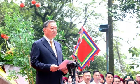 Tổ tiên trao lại một đất nước, thế hệ trẻ phải phát triển đất nước