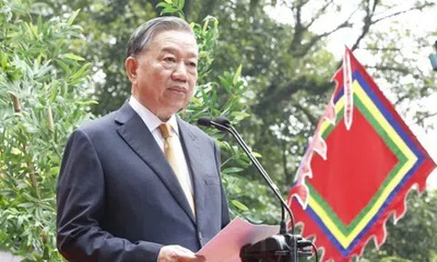 Tổng Bí thư, Chủ tịch nước Tô Lâm gặp gỡ, nói chuyện với bà con tại Đền Hùng