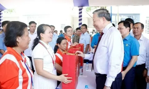 Tổng Bí thư, Chủ tịch nước động viên công nhân, người lao động TP.HCM