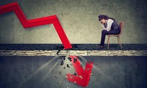 Chuyên gia cảnh báo chứng khoán thường có 2 sóng giảm lớn mỗi năm: Kịch bản cũ sắp lặp lại?