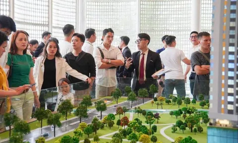 Bớt áp lực lãi vay, doanh nghiệp bất động sản kéo khách về thị trường