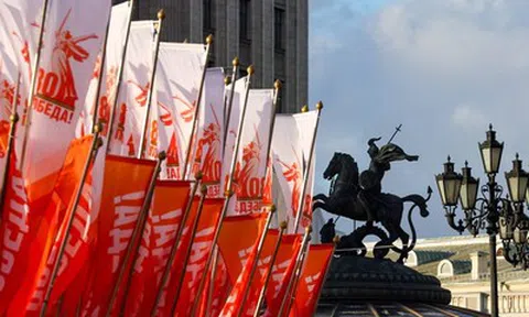 Nga, Ukraine cùng tuyên bố ngừng bắn nhưng thời gian lệch nhau