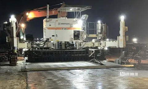 Thi công xuyên đêm, chạy nước rút về đích dự án mở rộng Cảng hàng không Phù Cát