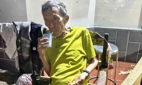 Cụ ông mang theo vàng đi lạc trong rừng tại Huế
