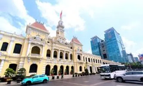 Thành ủy TP.HCM yêu cầu gỡ điểm nghẽn đầu tư, đất đai để đạt tăng trưởng hai con số