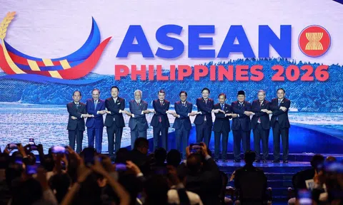 Thủ tướng bắt đầu các hoạt động tại Hội nghị Cấp cao ASEAN 48