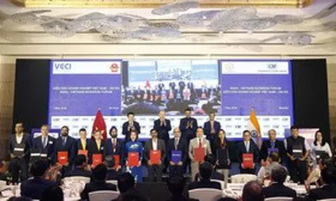 Doanh nghiệp Việt Nam - Ấn Độ ký nhiều thỏa thuận hợp tác về hàng không, du lịch, logistics, công nghệ