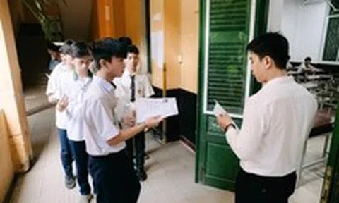 Căng thẳng thi lớp 10, gỡ từ đâu?