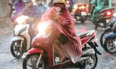 Tin cảnh báo mưa dông ở miền núi, trung du Bắc Bộ và dự báo thời tiết ngày 10/5