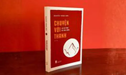 Khi lịch sử cất tiếng nói thời đại