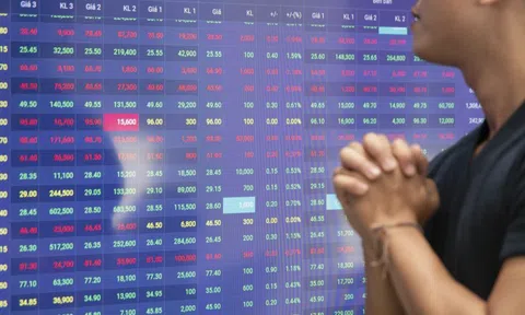 VN-Index 'thoát hiểm'