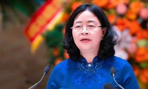 Bà Bùi Thị Minh Hoài tiếp tục làm Chủ tịch Ủy ban Trung ương MTTQ Việt Nam