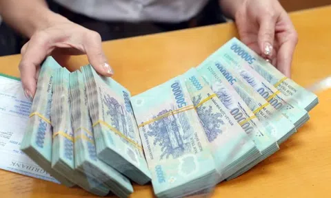 Vì sao tiền gửi ngân hàng giảm mạnh?