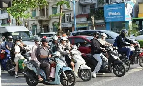 Hà Nội dự kiến hỗ trợ tối đa 20 triệu đồng với hộ nghèo chuyển sang xe máy điện