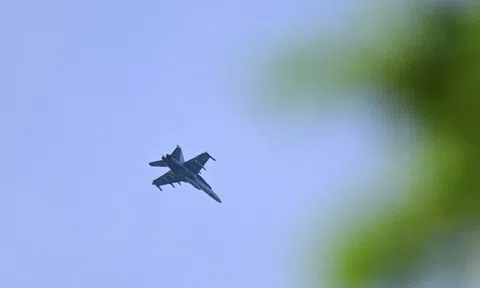 Tiêm kích F/A-18 Phần Lan xuất kích ngăn chặn drone xâm nhập