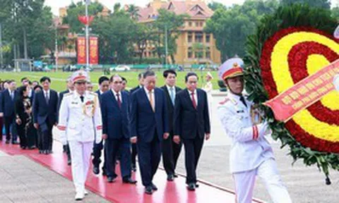 Lãnh đạo Đảng, Nhà nước vào Lăng viếng Chủ tịch Hồ Chí Minh