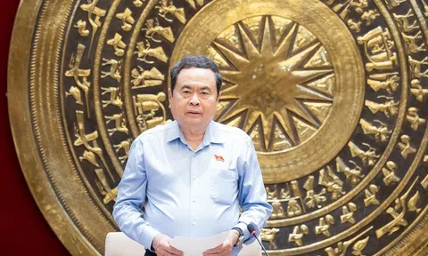 Chủ tịch Quốc hội: Ủy ban Pháp luật và Tư pháp phải đi đầu trong tư duy pháp quyền